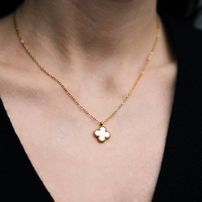 Collier « Fleur » avec pierre naturelle plaqué Or 18 carats avec cristal Swarovski