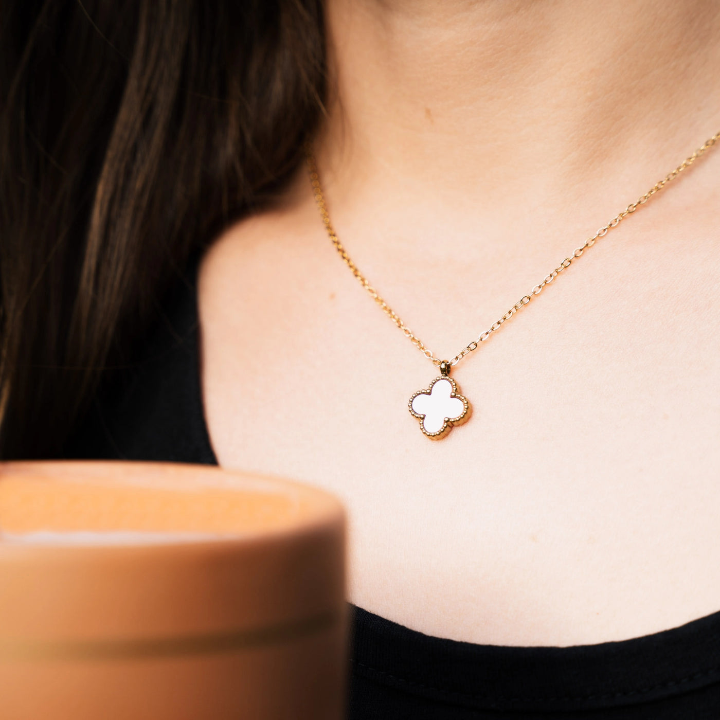 Collier « Fleur » avec pierre naturelle plaqué Or 18 carats avec cristal Swarovski