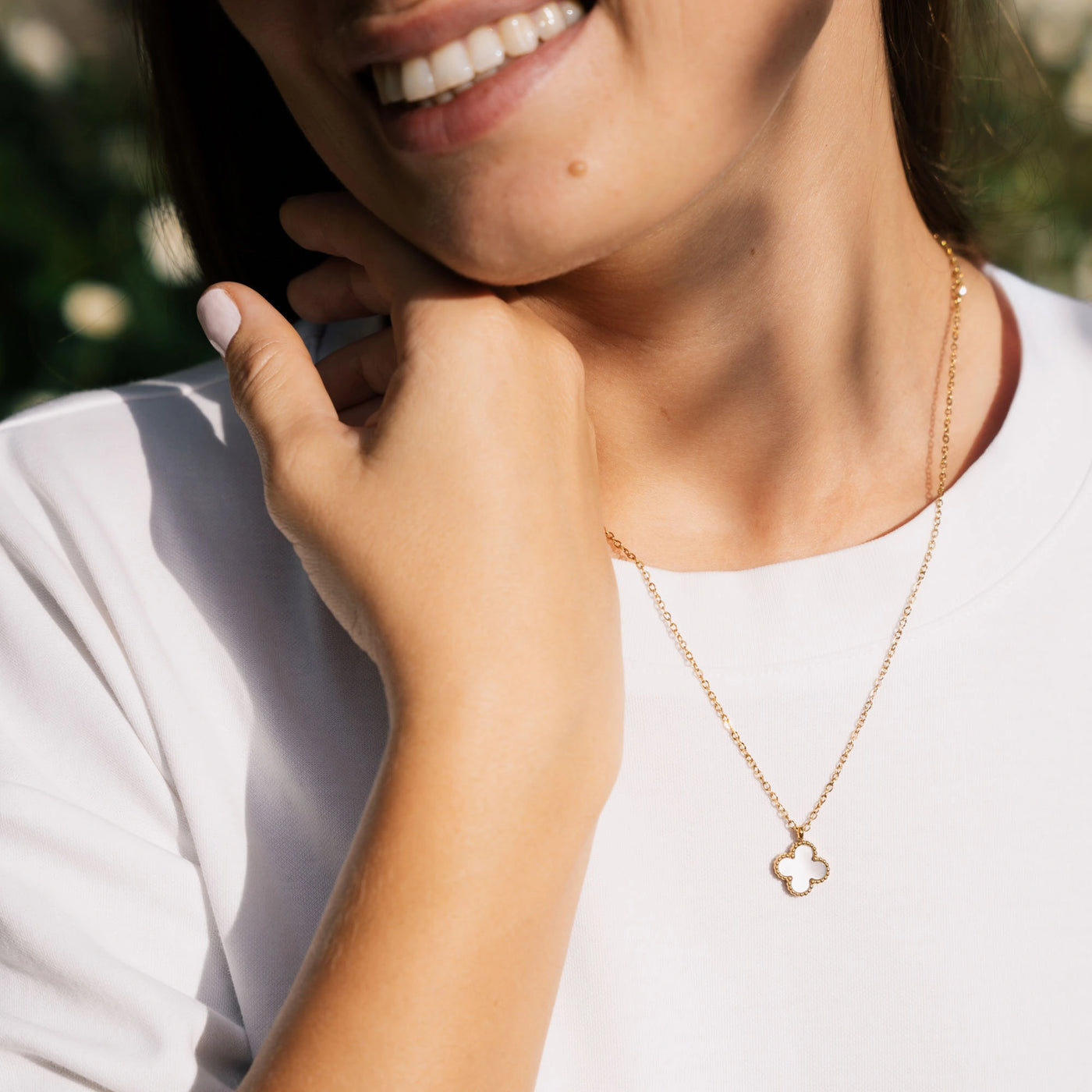 Collier « Fleur » avec pierre naturelle plaqué Or 18 carats avec cristal Swarovski