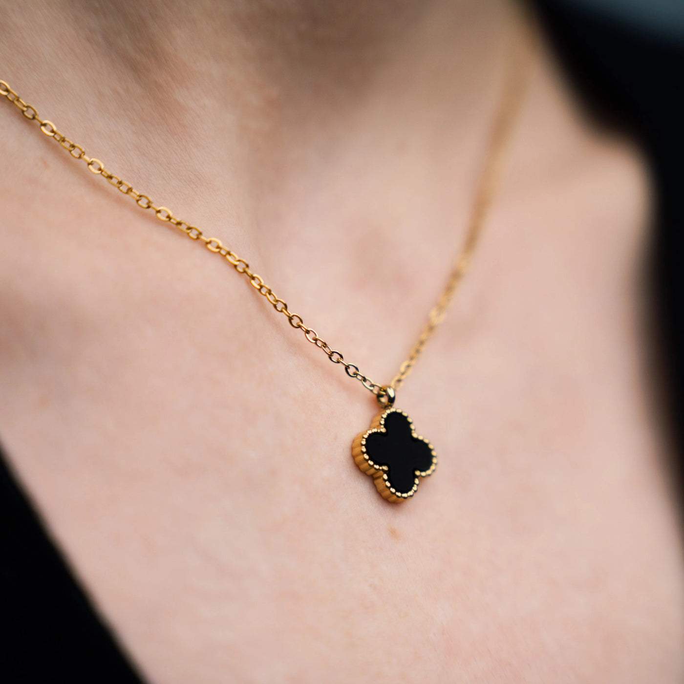Collier « Fleur » avec pierre naturelle plaqué Or 18 carats avec cristal Swarovski