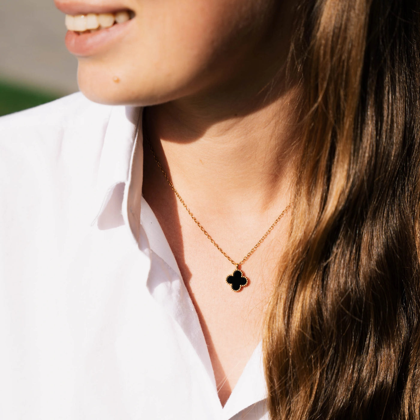 Collier « Fleur » avec pierre naturelle plaqué Or 18 carats avec cristal Swarovski