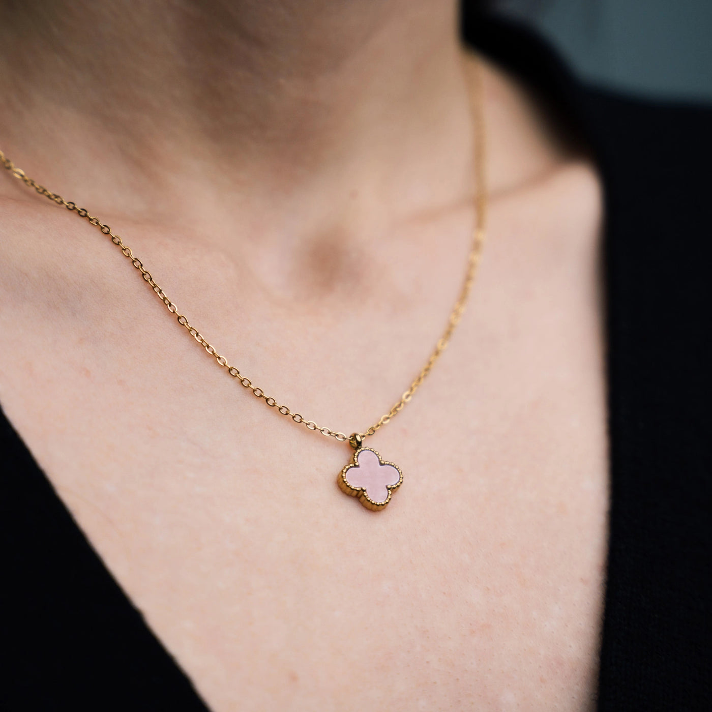 Collier « Fleur » avec pierre naturelle plaqué Or 18 carats avec cristal Swarovski