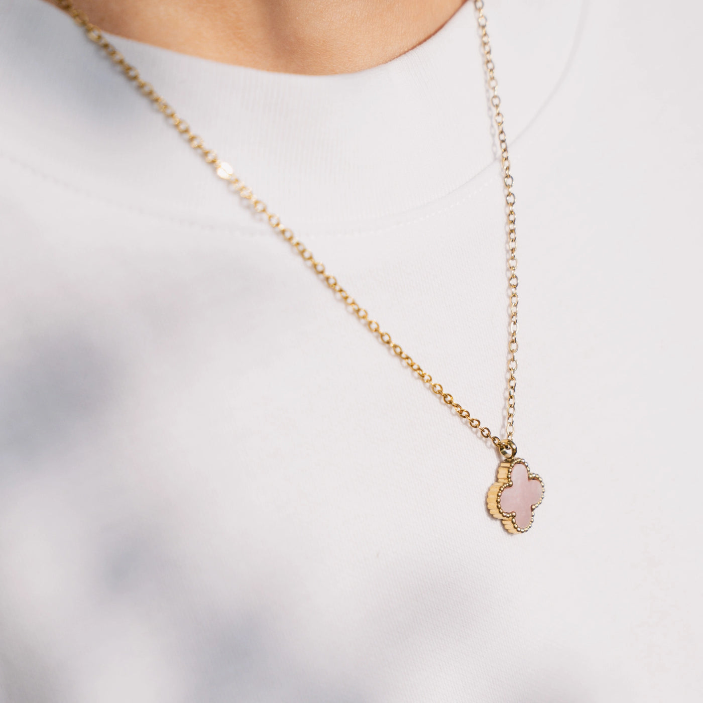 Collier « Fleur » avec pierre naturelle plaqué Or 18 carats avec cristal Swarovski