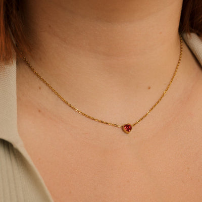 Collier or coeur rouge cristal
